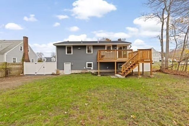 35 Dana St, Whitman, MA 02382