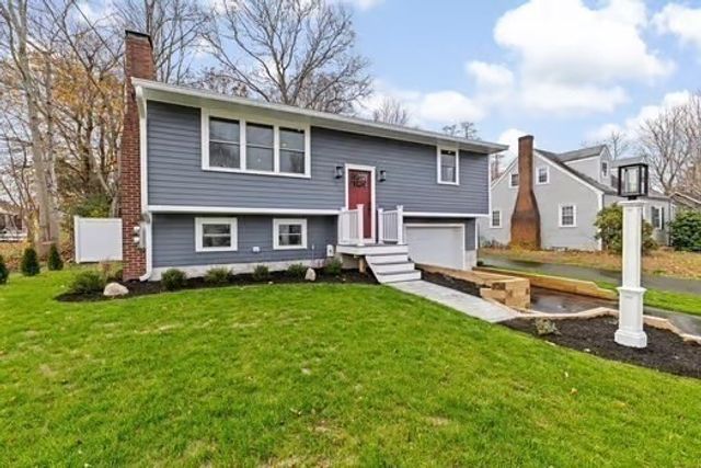 35 Dana St, Whitman, MA 02382