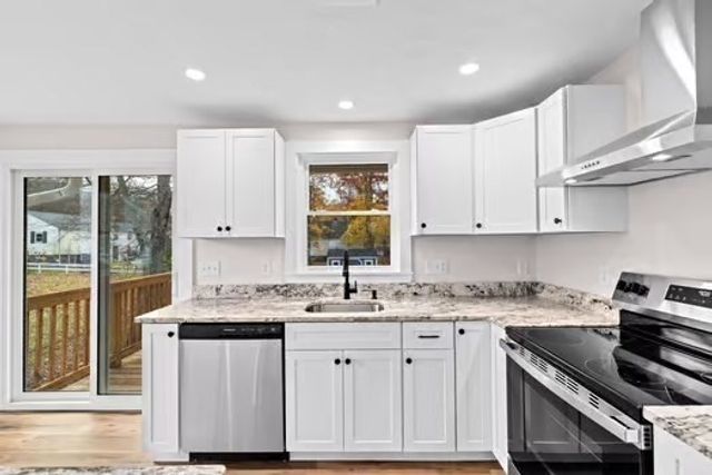 35 Dana St, Whitman, MA 02382