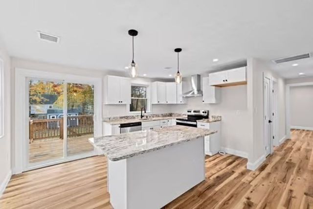 35 Dana St, Whitman, MA 02382