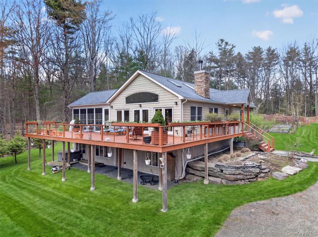 139 York Lake Estates Road, Barryville, NY 12719