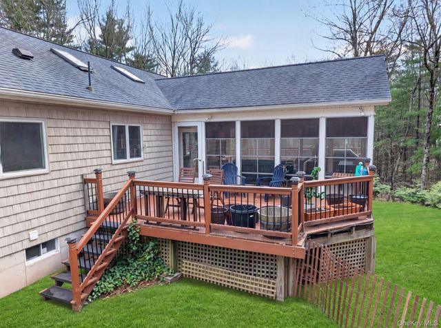 139 York Lake Estates Road, Barryville, NY 12719