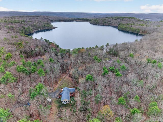 139 York Lake Estates Road, Barryville, NY 12719