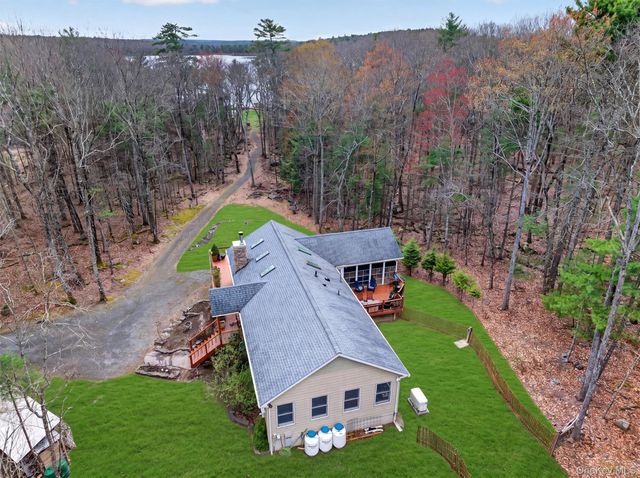 139 York Lake Estates Road, Barryville, NY 12719
