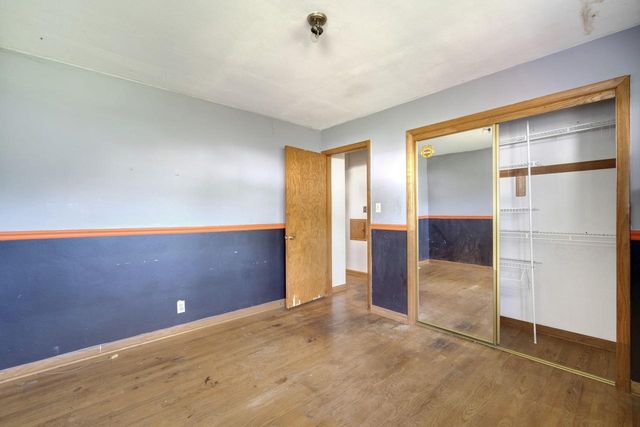 949 W Plainfield AVENUE, Milwaukee, WI 53221