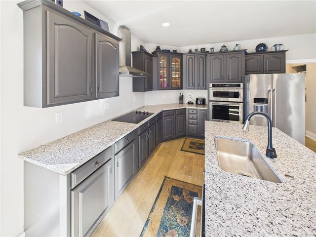 23046 Salley Drive, Warsaw, MO 65355