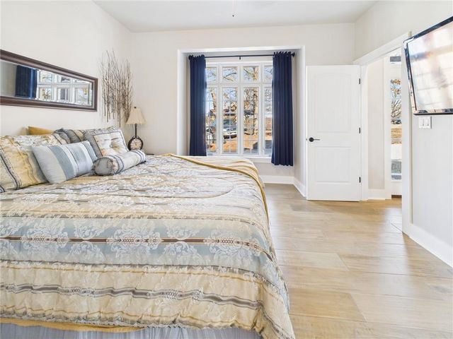 23046 Salley Drive, Warsaw, MO 65355