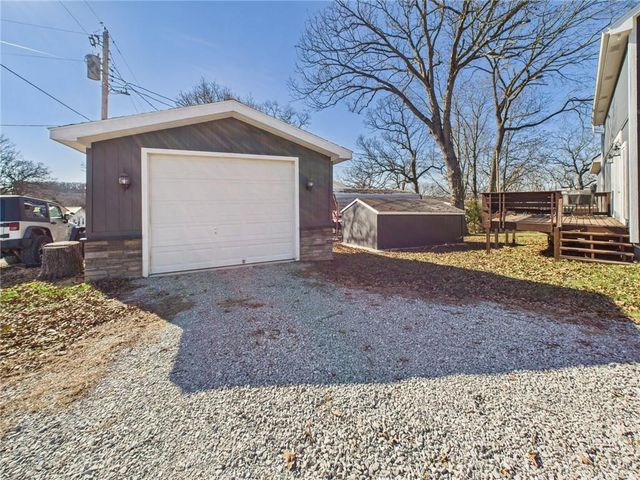 23046 Salley Drive, Warsaw, MO 65355