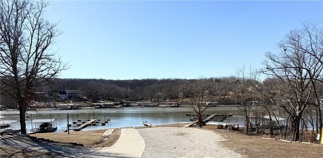 23046 Salley Drive, Warsaw, MO 65355