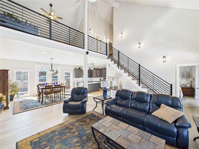 23046 Salley Drive, Warsaw, MO 65355