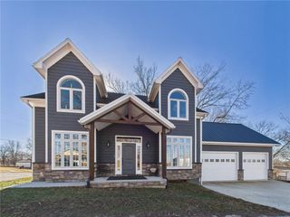 23046 Salley Drive, Warsaw, MO 65355