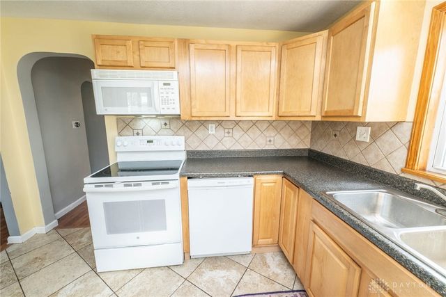 2737 Whittier Avenue, Dayton, OH 45420