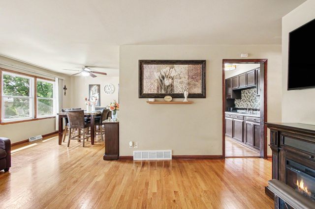 5300 Garfield Street, Merrillville, IN 46410
