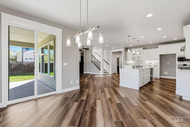 5756 N Vicenza Ave, Meridian, ID 83646