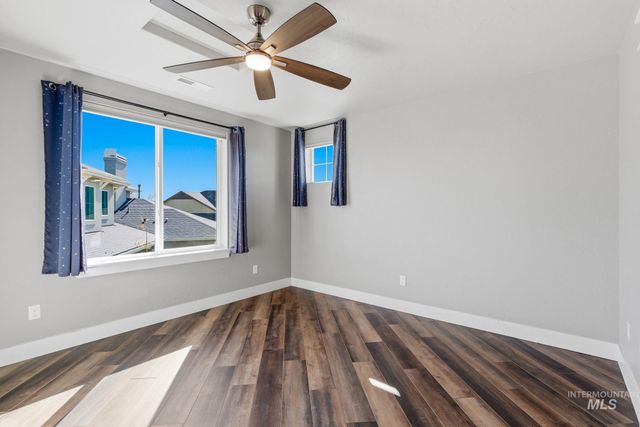 5756 N Vicenza Ave, Meridian, ID 83646