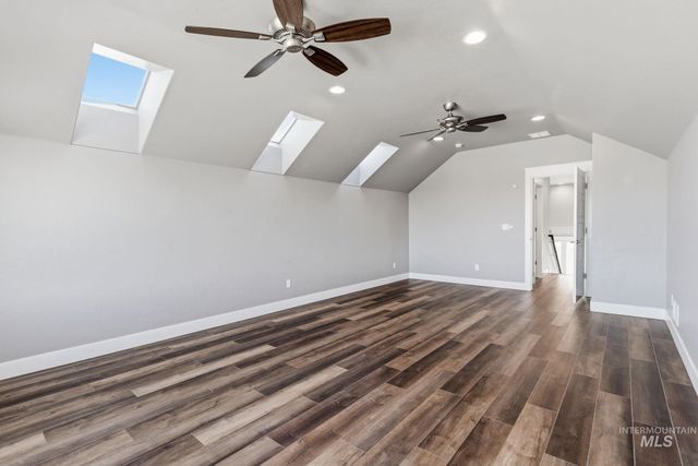 5756 N Vicenza Ave, Meridian, ID 83646