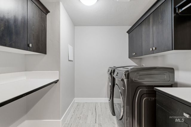 5756 N Vicenza Ave, Meridian, ID 83646