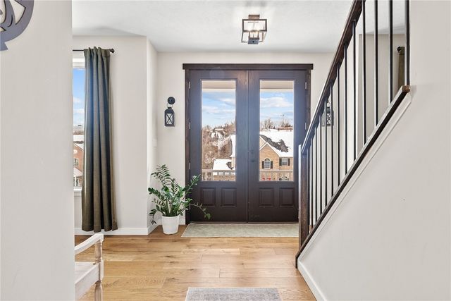 141 Morningstar Dr, Rostraver, PA 15012