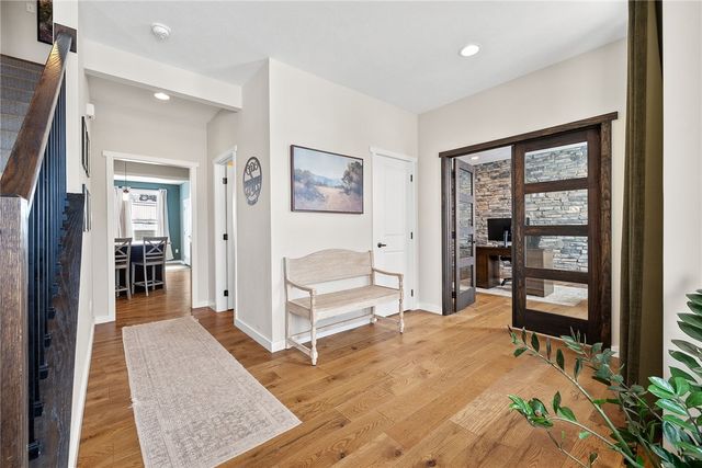 141 Morningstar Dr, Rostraver, PA 15012