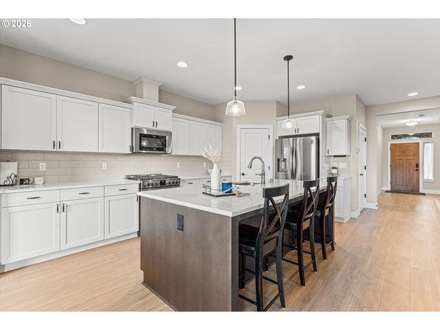 2036 Se 27TH St, Battle Ground, WA 98604