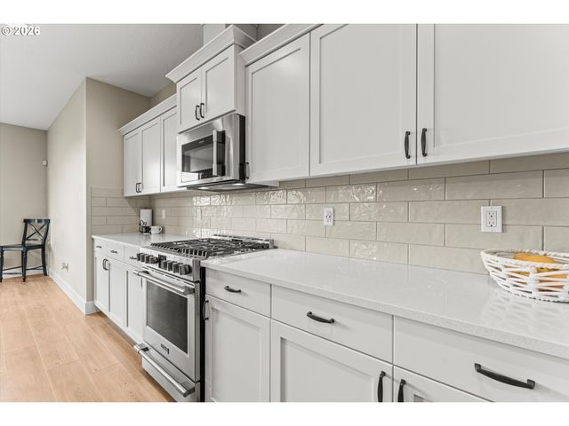 2036 Se 27TH St, Battle Ground, WA 98604