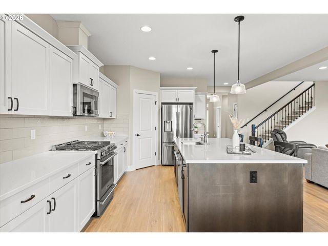 2036 Se 27TH St, Battle Ground, WA 98604