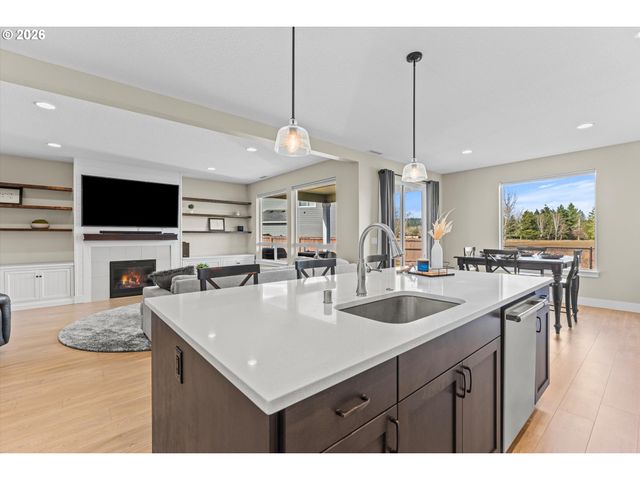 2036 Se 27TH St, Battle Ground, WA 98604