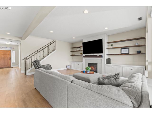 2036 Se 27TH St, Battle Ground, WA 98604