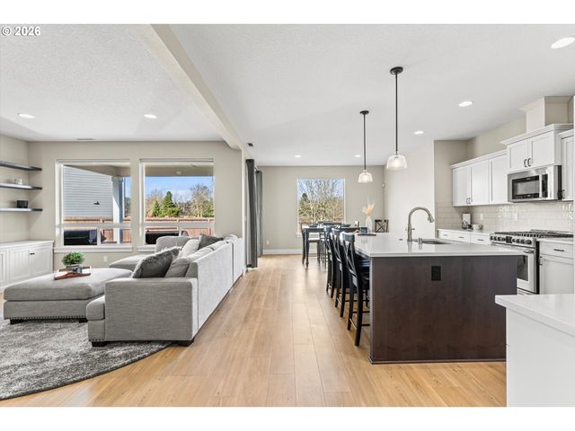 2036 Se 27TH St, Battle Ground, WA 98604