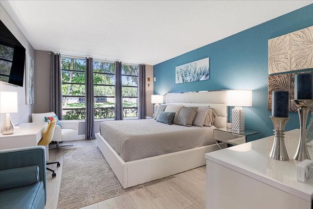 4261 W Palm Aire Dr 107, Pompano Beach, FL 33069