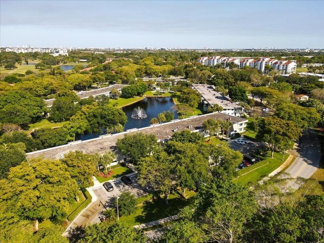 4261 W Palm Aire Dr 107, Pompano Beach, FL 33069
