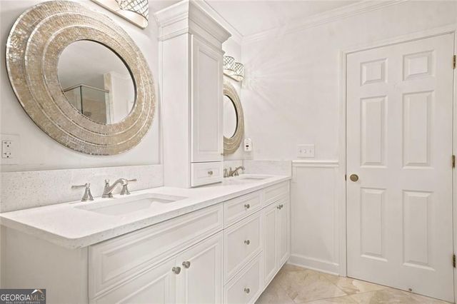 12135 N Hickory Trace, Alpharetta, GA 30004