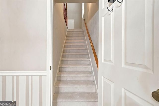 12135 N Hickory Trace, Alpharetta, GA 30004