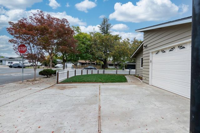 2715 Millbrae Way, San Jose, CA 95121