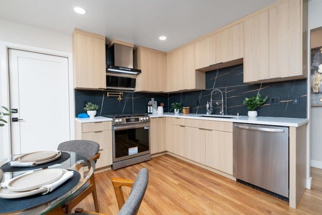 2715 Millbrae Way, San Jose, CA 95121