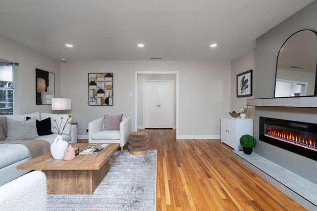 2715 Millbrae Way, San Jose, CA 95121