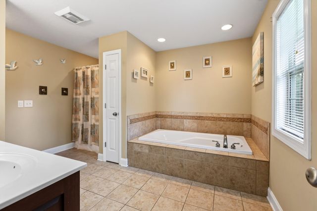 142 Orrie Moss Court, SE, Cleveland, TN 37323