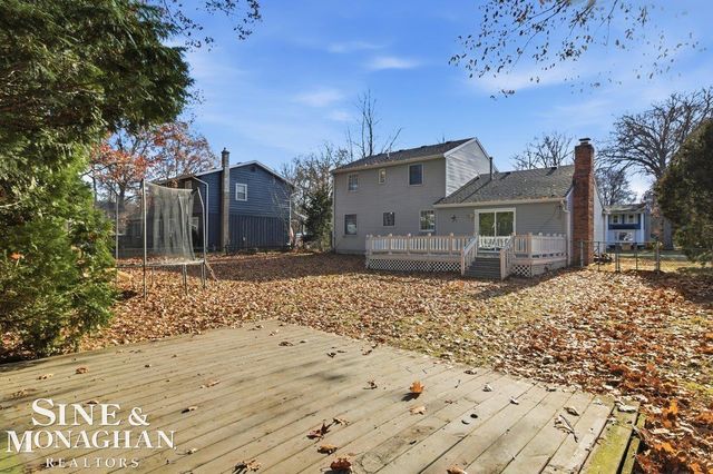 4220 E Surrey Lane, Fort Gratiot Twp, MI 48059