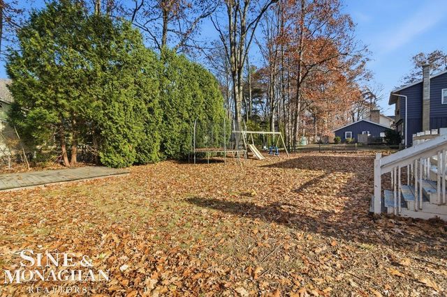 4220 E Surrey Lane, Fort Gratiot Twp, MI 48059