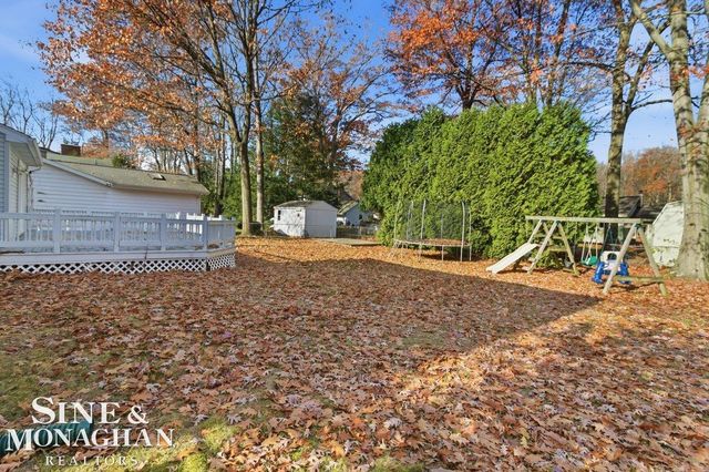 4220 E Surrey Lane, Fort Gratiot Twp, MI 48059
