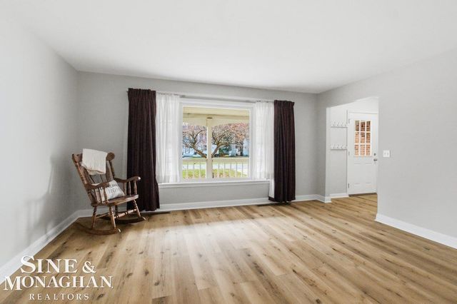 4220 E Surrey Lane, Fort Gratiot Twp, MI 48059