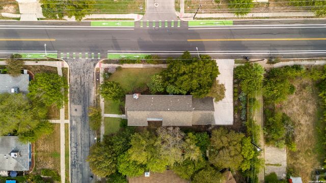 444 ELMHURST AVE, San Antonio, TX 78209