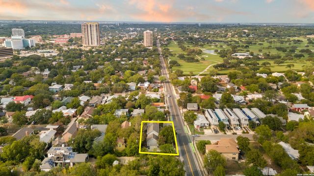 444 ELMHURST AVE, San Antonio, TX 78209