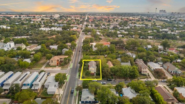 444 ELMHURST AVE, San Antonio, TX 78209