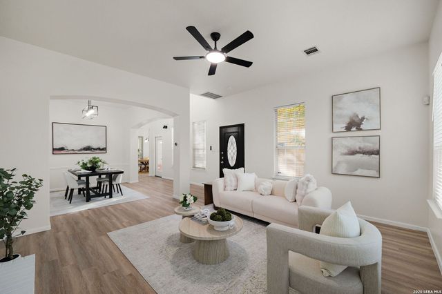 444 ELMHURST AVE, San Antonio, TX 78209