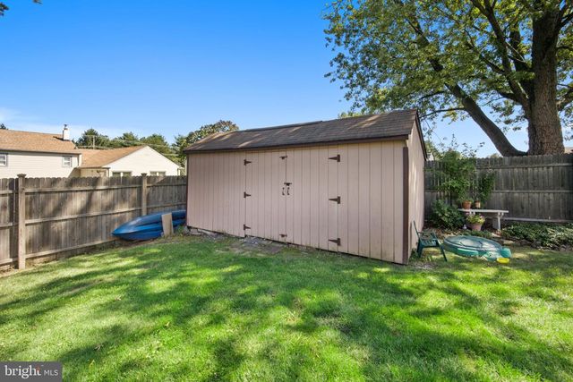 785 GARDEN RD, Warminster, PA 18974