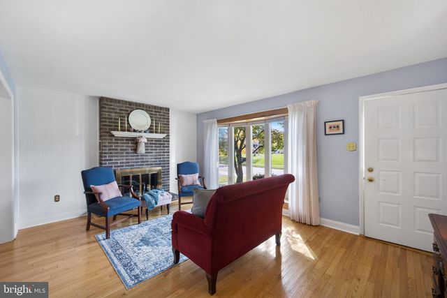 785 GARDEN RD, Warminster, PA 18974
