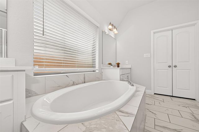 17171 Crimson Crest Drive, Conroe, TX 77302