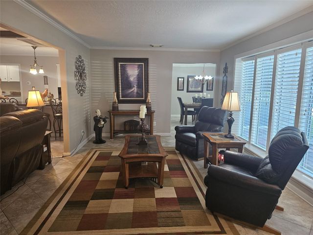 548 River Plantation Drive, Conroe, TX 77302