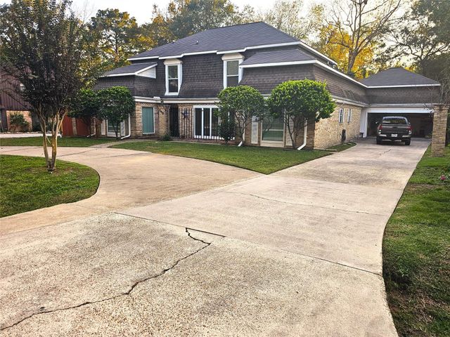 548 River Plantation Drive, Conroe, TX 77302
